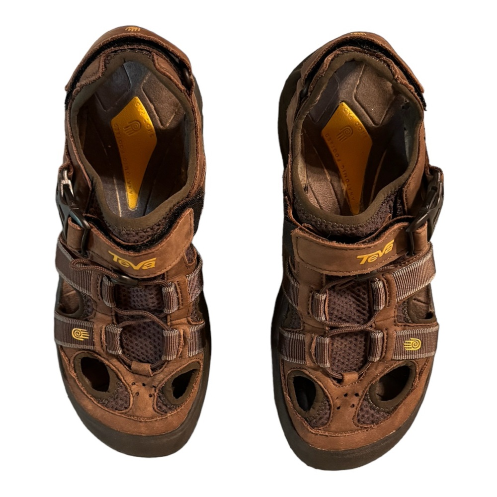 Men’s Teva’s size 9 - Picture 2 of 6